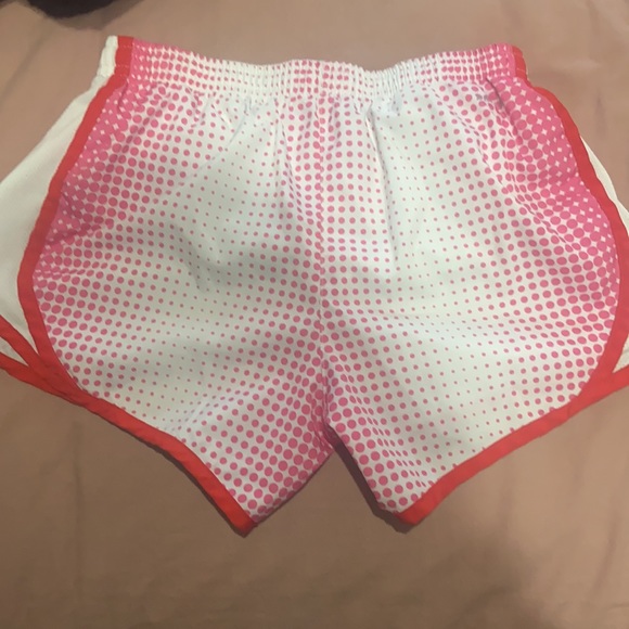 Shorts - Picture 2 of 4